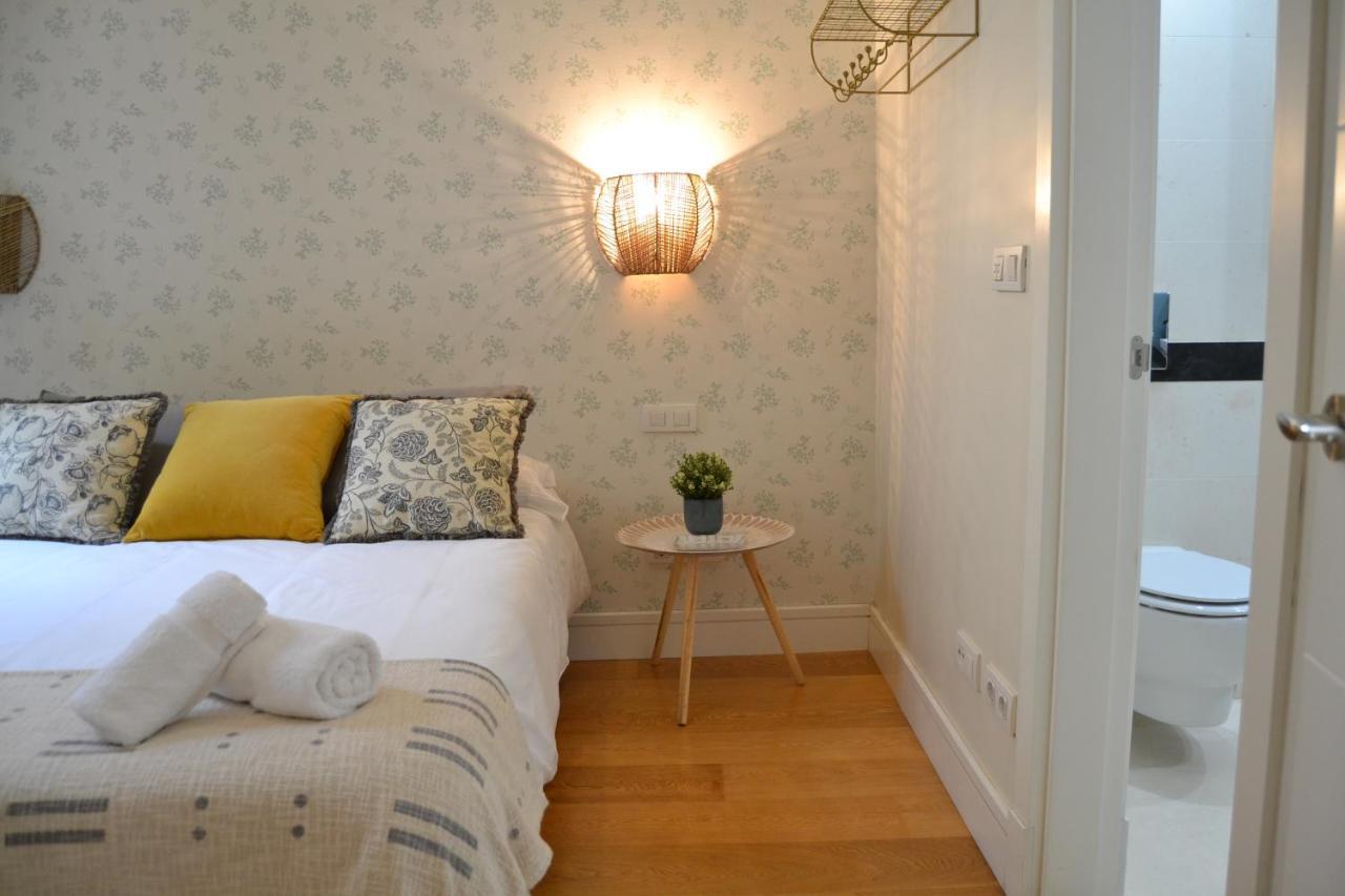 Апартаменты Coqueto Apartamento Junto A La Catedral De Malaga. Экстерьер фото